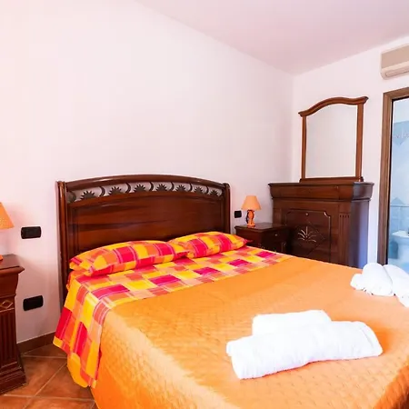 Teo'S House Olbia